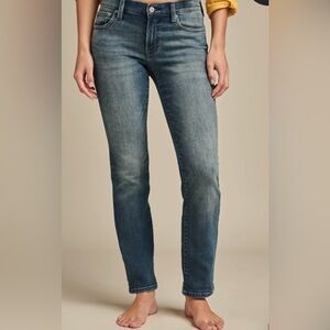 Lucky denim mid rise sweet straight jeans
